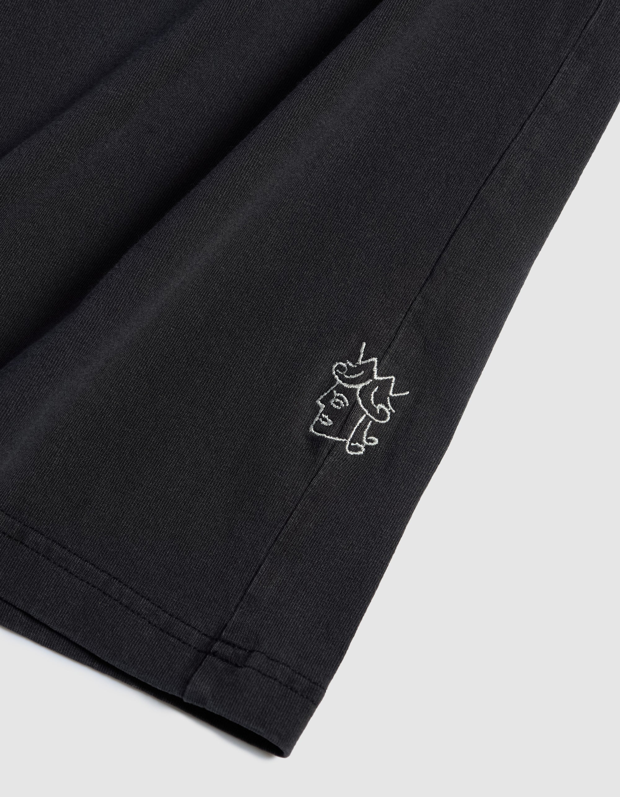 VICTORIA 'Queenhead' Water Shorts (Black)