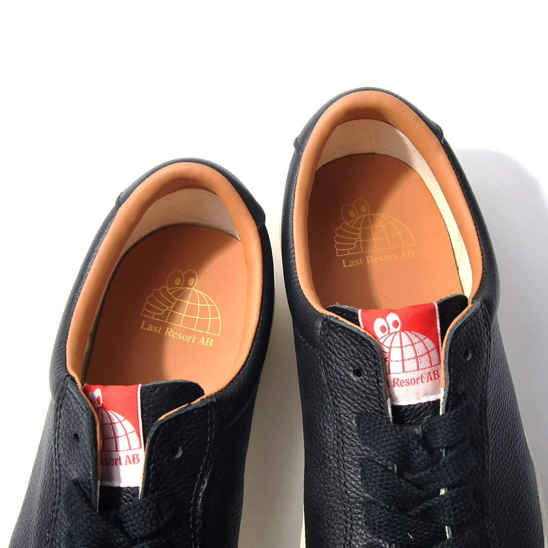 Last Resort AB: VM001 Leather Lo (Black/White)