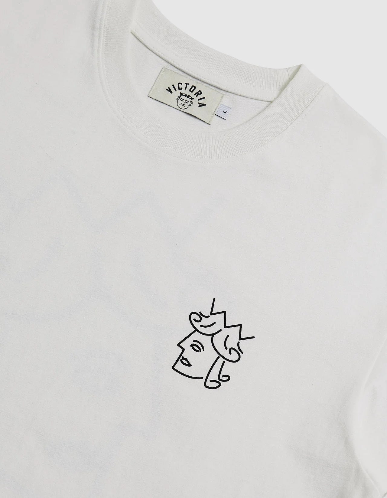 VICTORIA QUEENHEAD LOGO S/S TEE WHITE