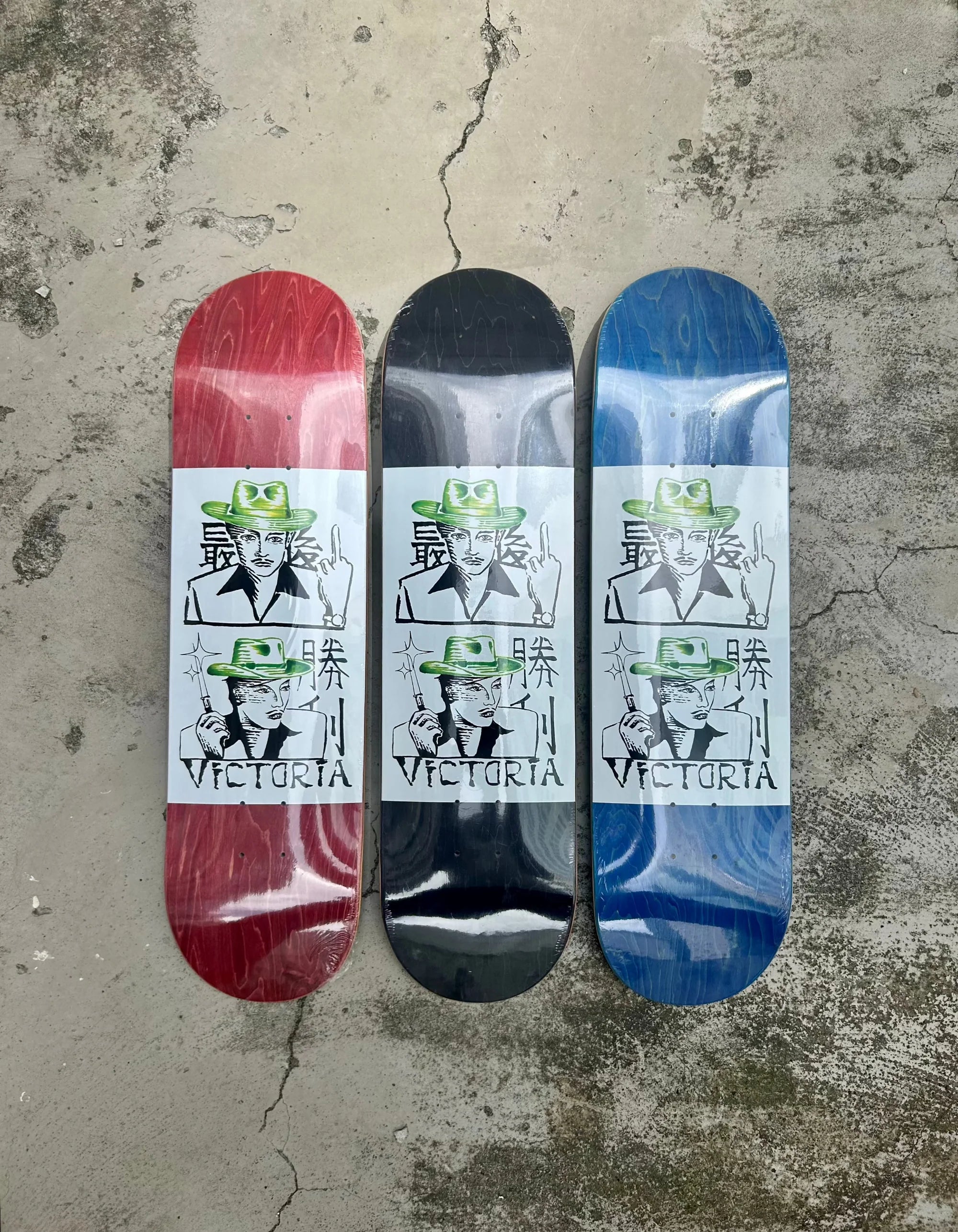 VICTORIA 8.25" 'Final Victory' Deck