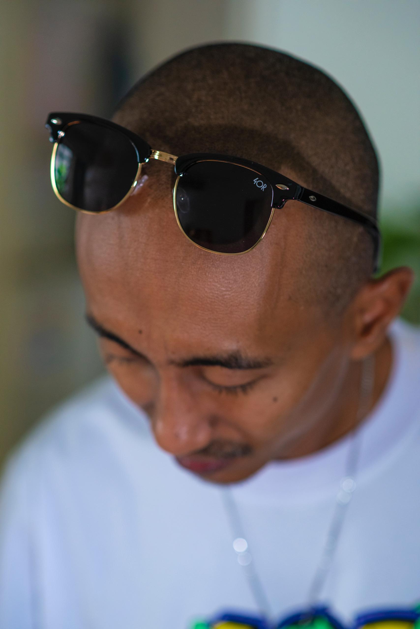 4ORMEDIA 'Club Master' Shades (Black)