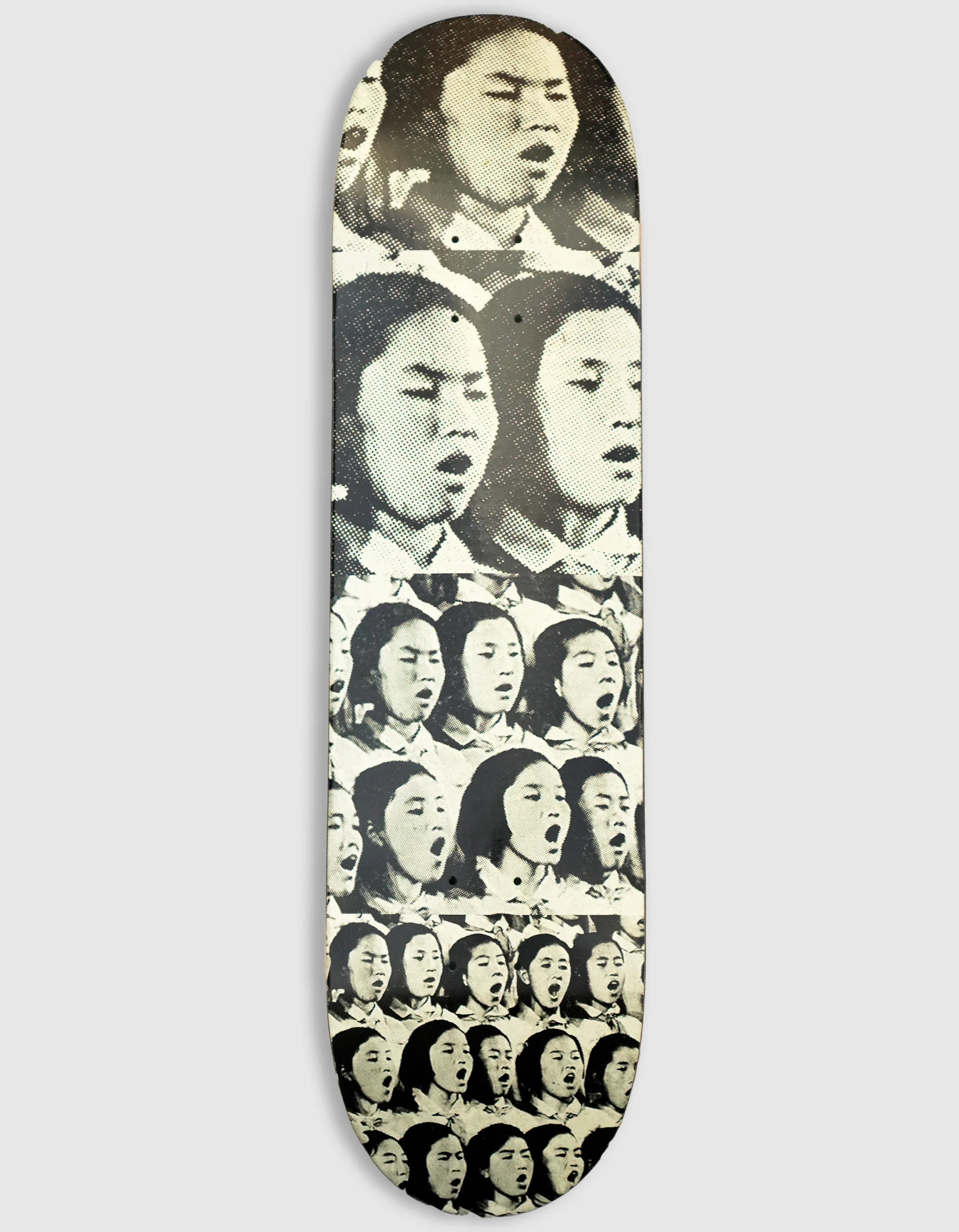 VICTORIA 8.06" 'Choir' Deck