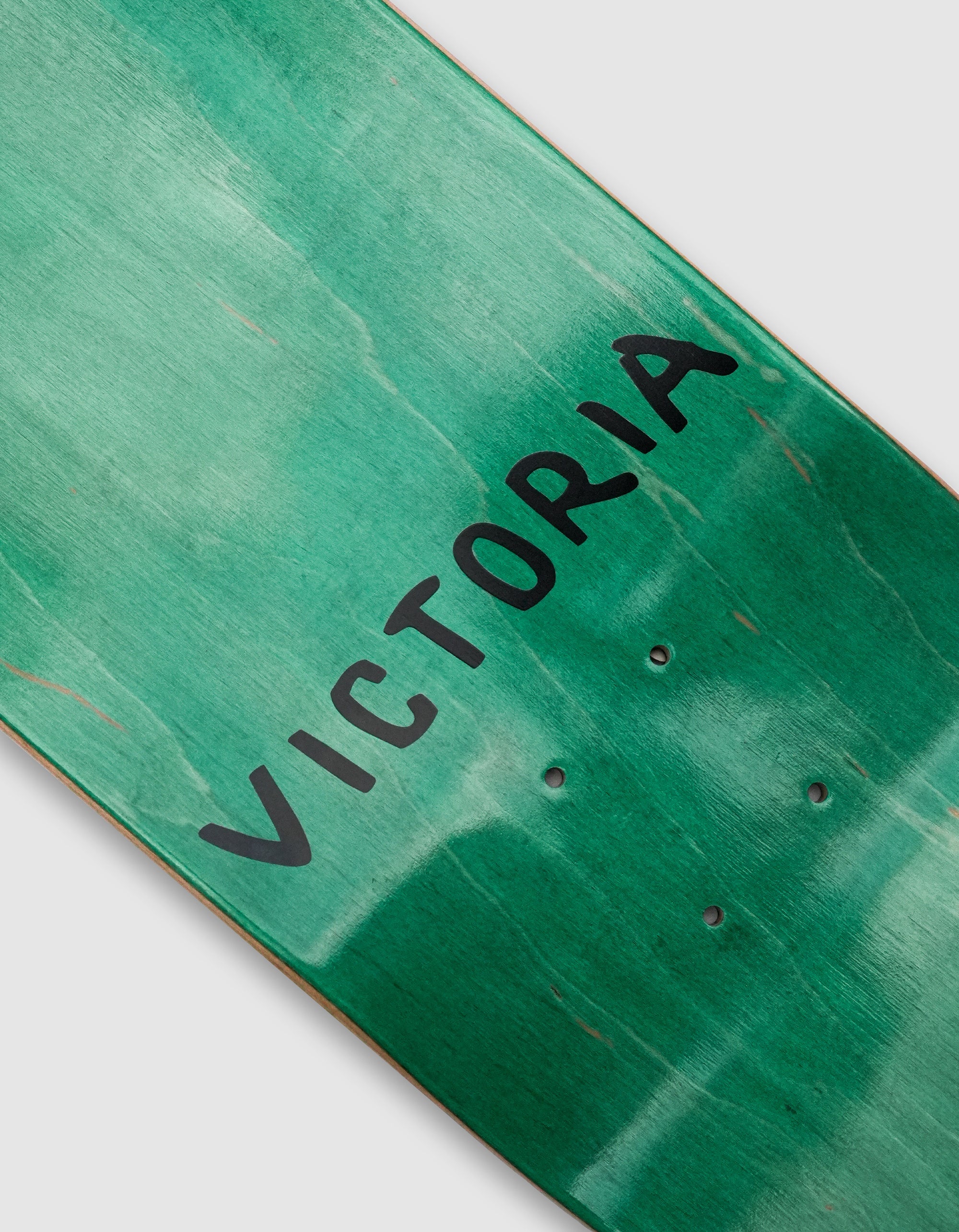 VICTORIA 8.06" 'Choir' Deck