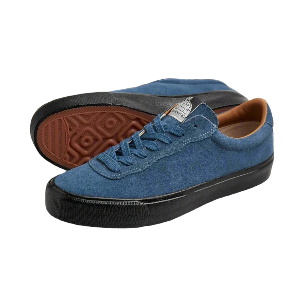 Last Resort AB: VM001 Suede Lo (Dusty Blue/Black)