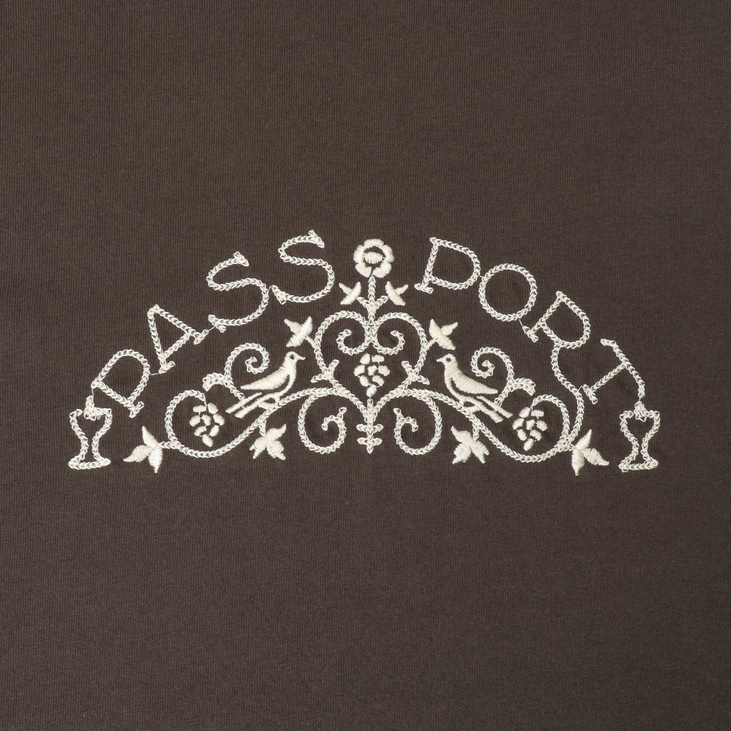 Pass~Port 'Vineyard Birds' T-Shirt (Bark)