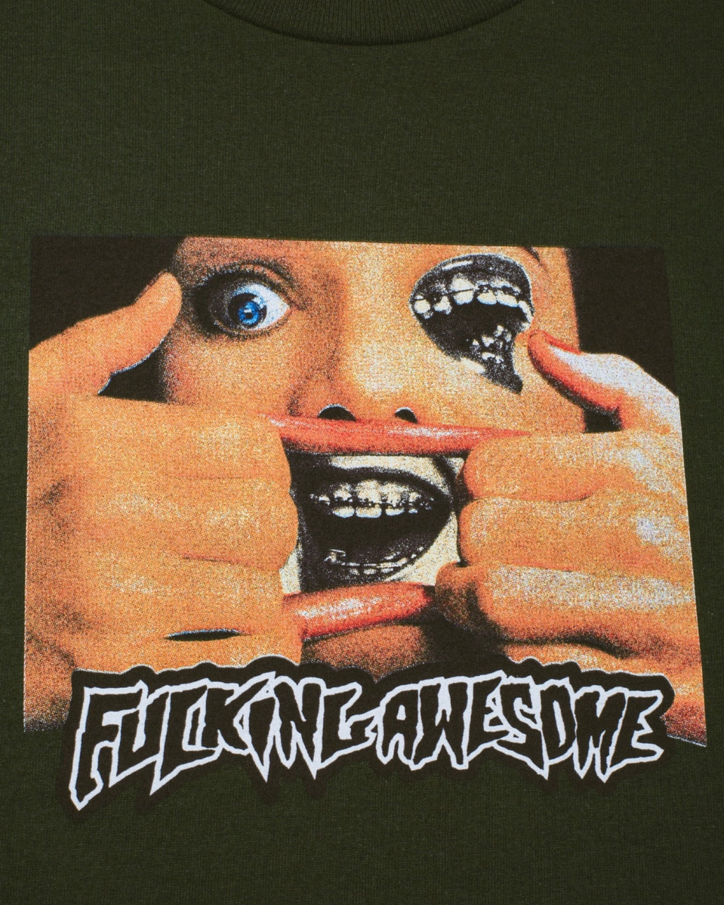 FA World Entertainment 'Brace Face' T-Shirt (Forest Green)