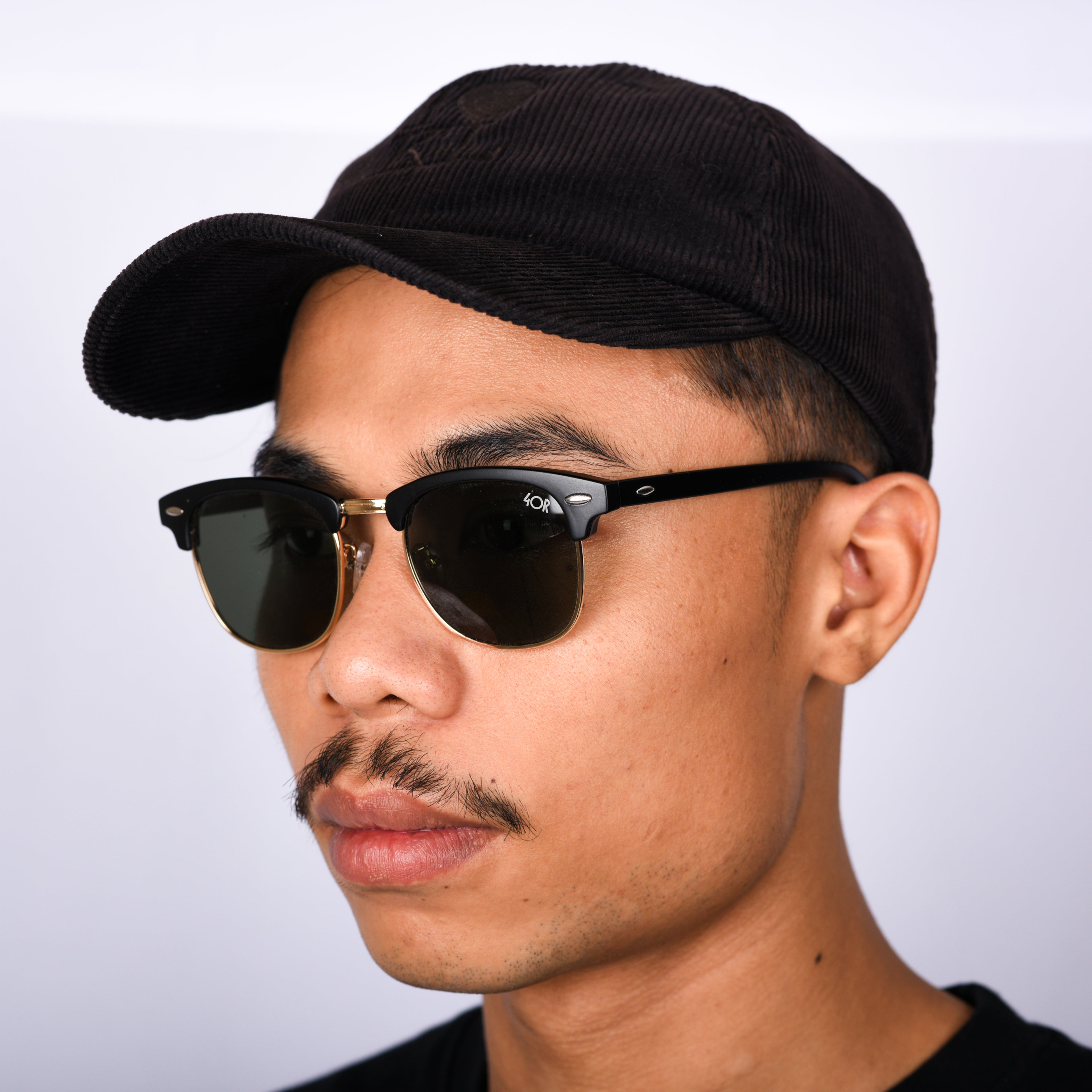 4ORMEDIA 'Club Master' Shades (Black)