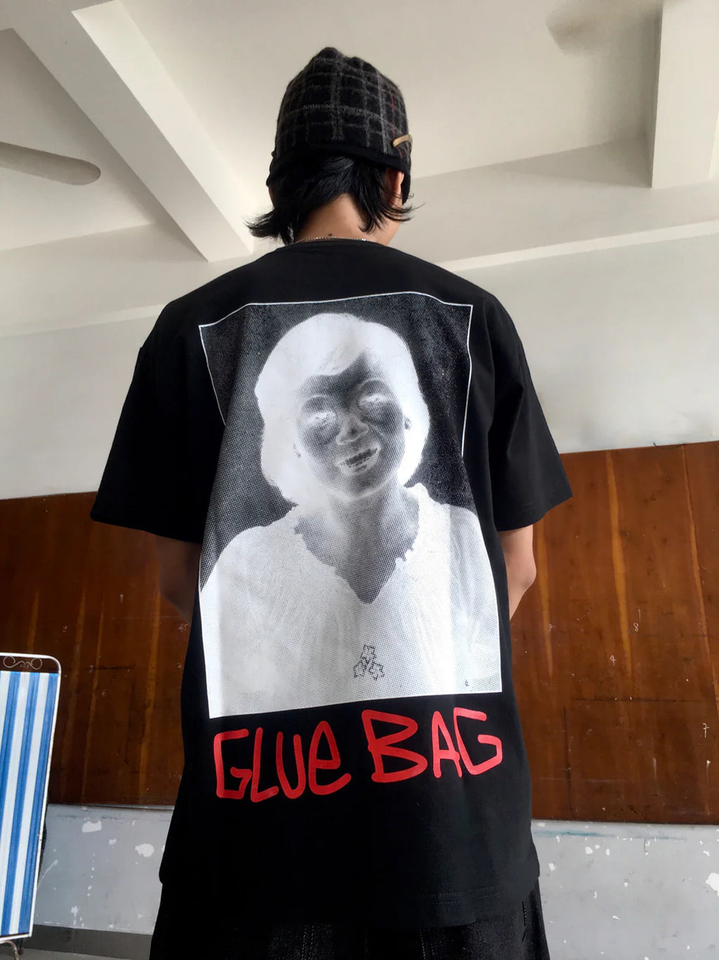 Glue Bag 'Girl' T-Shirt (Black)