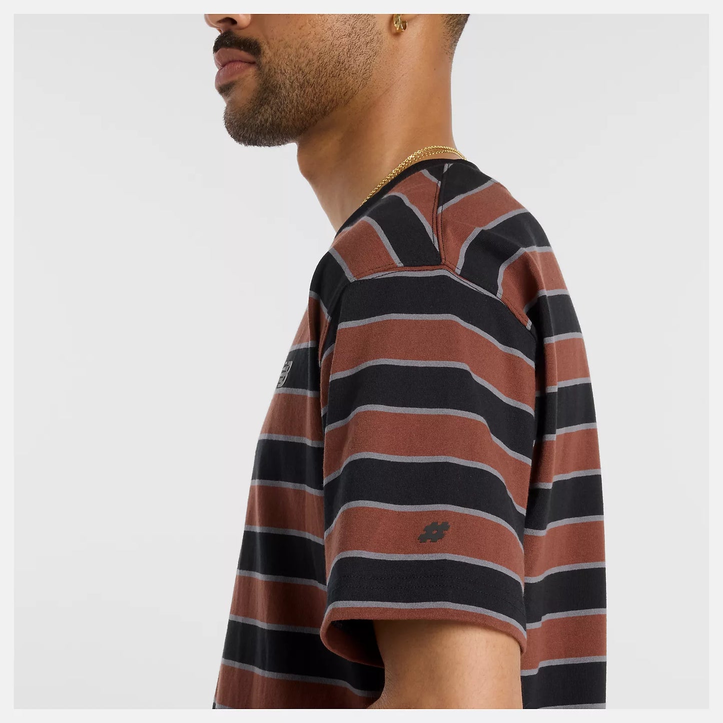 NB NUMERIC THIN STRIPE T-SHIRT (Black)
